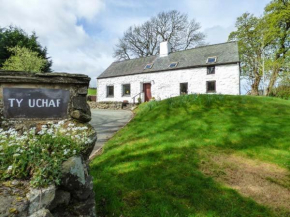 Ty Uchaf, Corwen